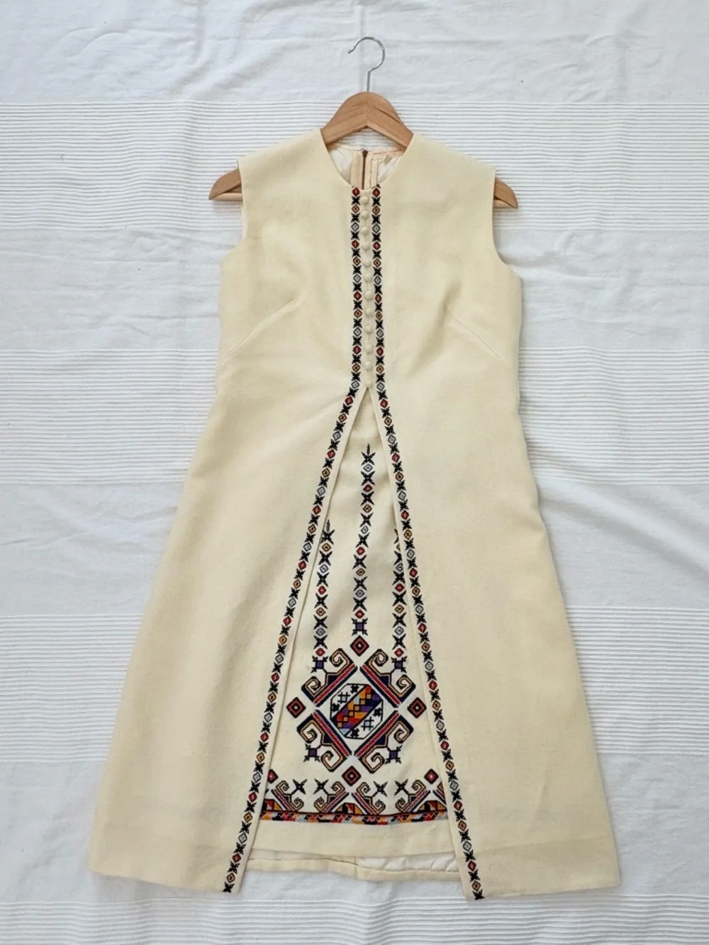 Vintage Narodna Radinost Beograd Folk Art Handcrafted Dress - Size 42 - Picture 2 of 14